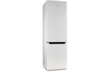 Холодильник IIndesit DS 4200 W 