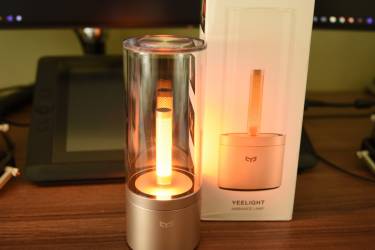 Лампа прикроватная Xiaomi Yeelight Smart Atmosphere Candela Light (YLFW01YL)